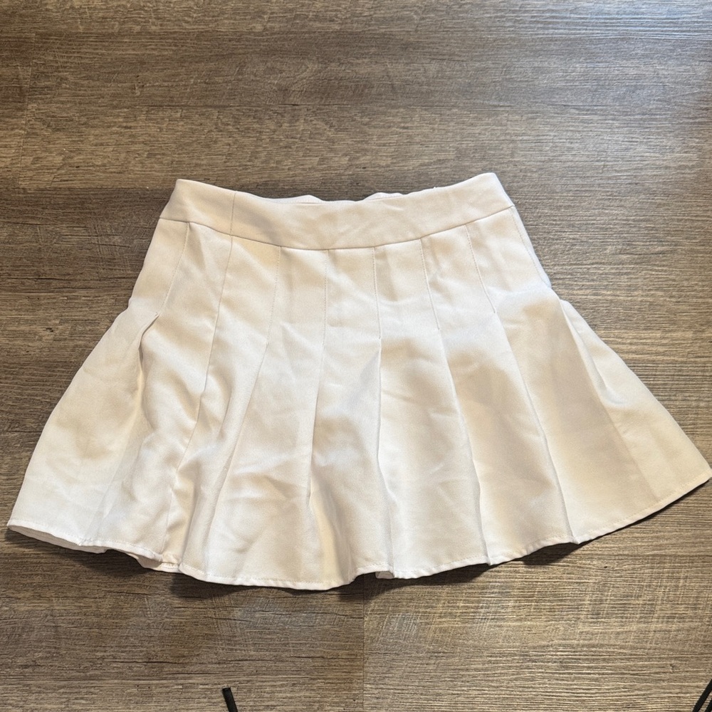 Chic Cream Mini Skirt